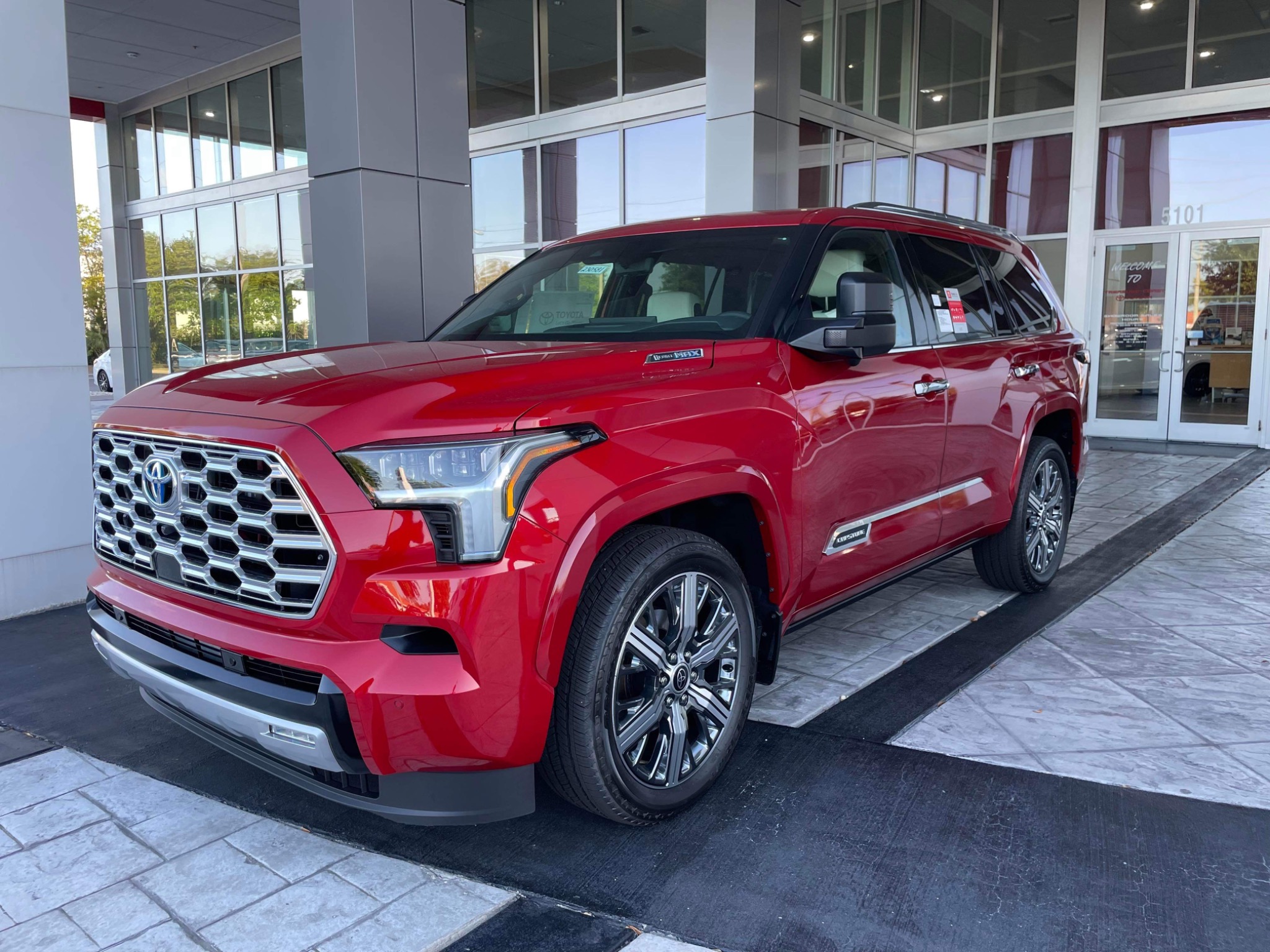 Toyota Sequoia